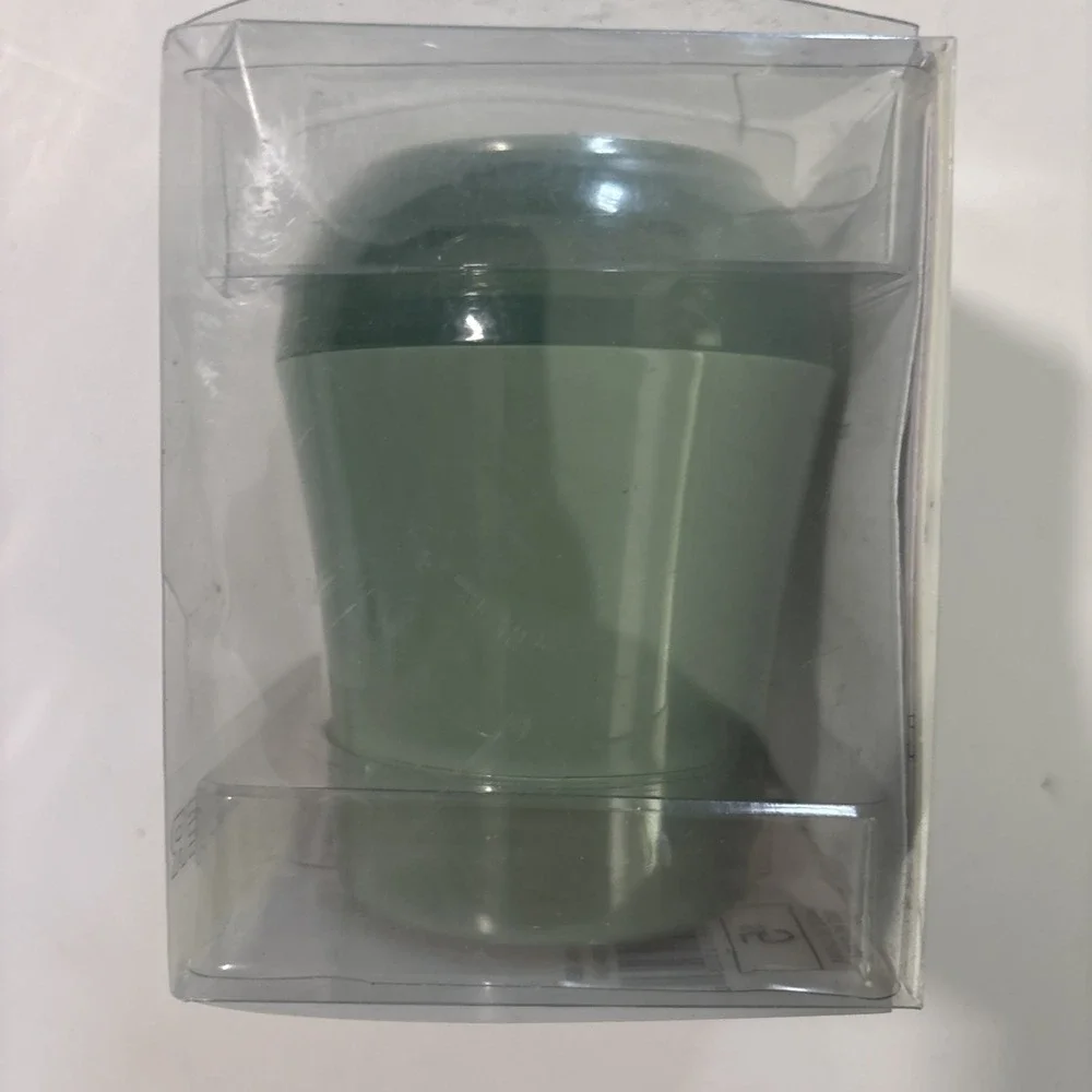 Vivitar Fabric Shaver Lint Fuzz Remover Portable 3-AAA Bat. Operated Green NIB